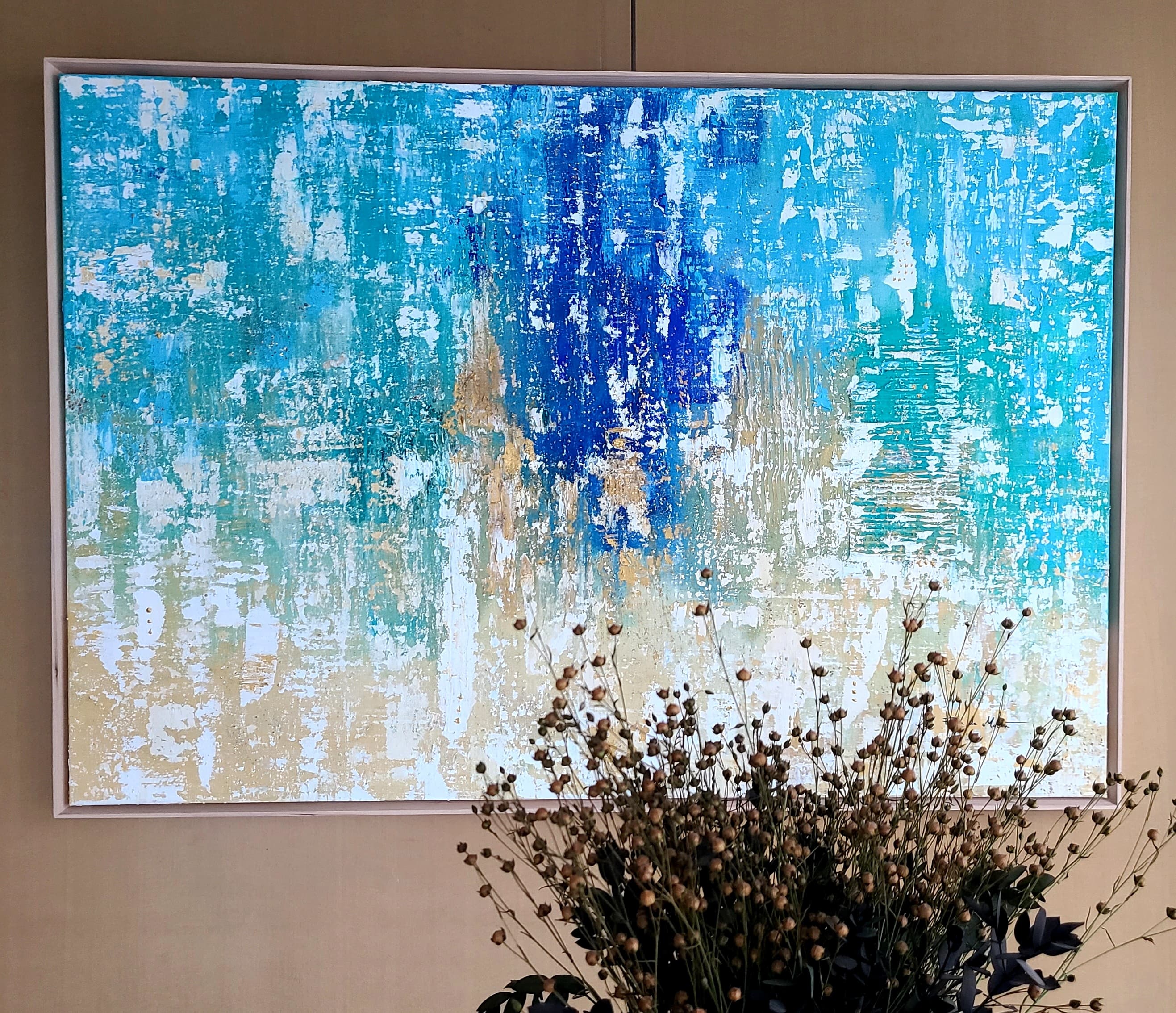 Azul y arena, framed