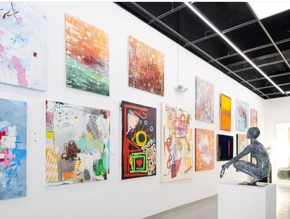 Exhibition view of works by Paula de Motta